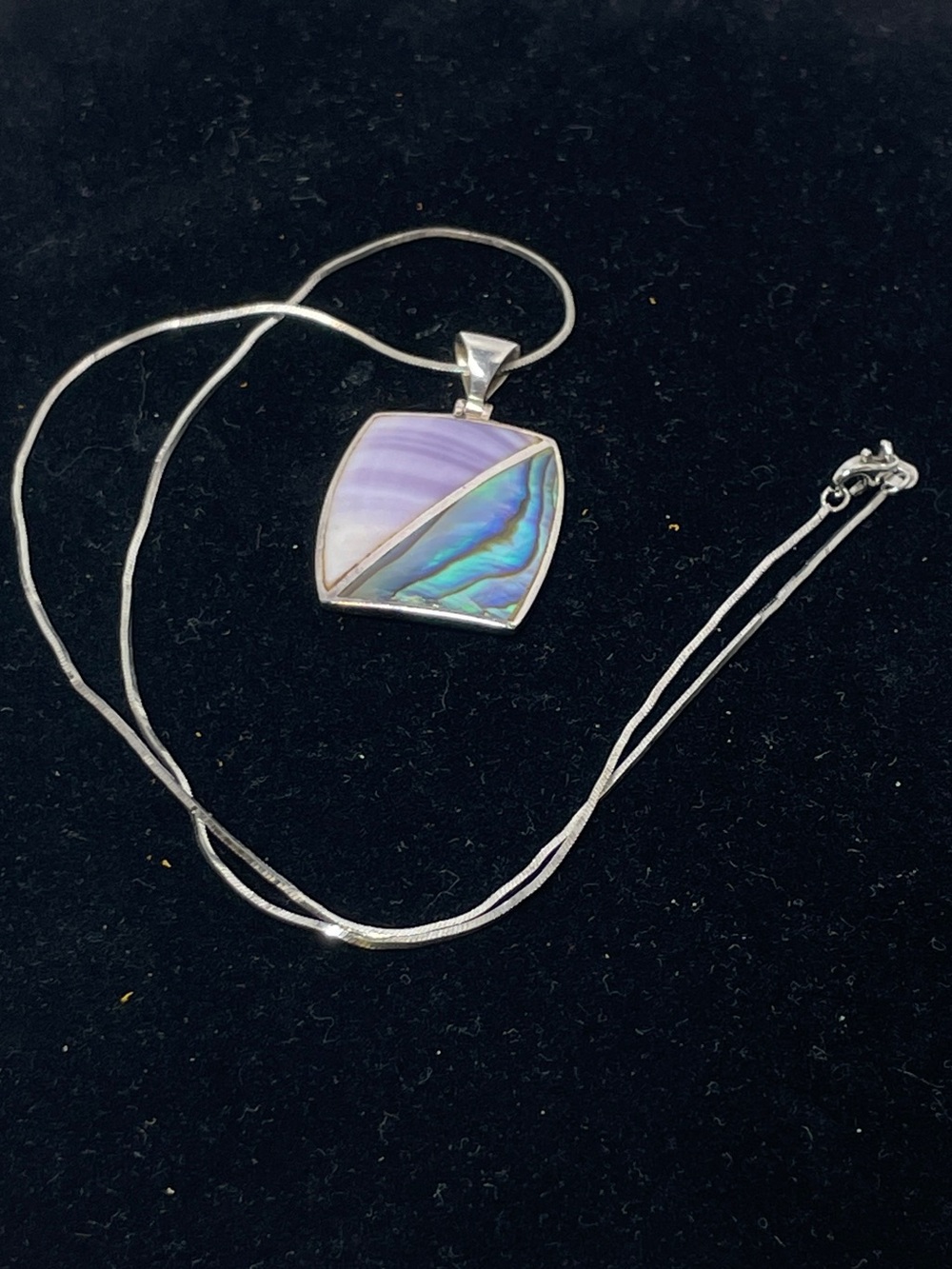 Large Beautiful Iridescent Abalone Shell in 925 Silver Pendant Necklace Signed